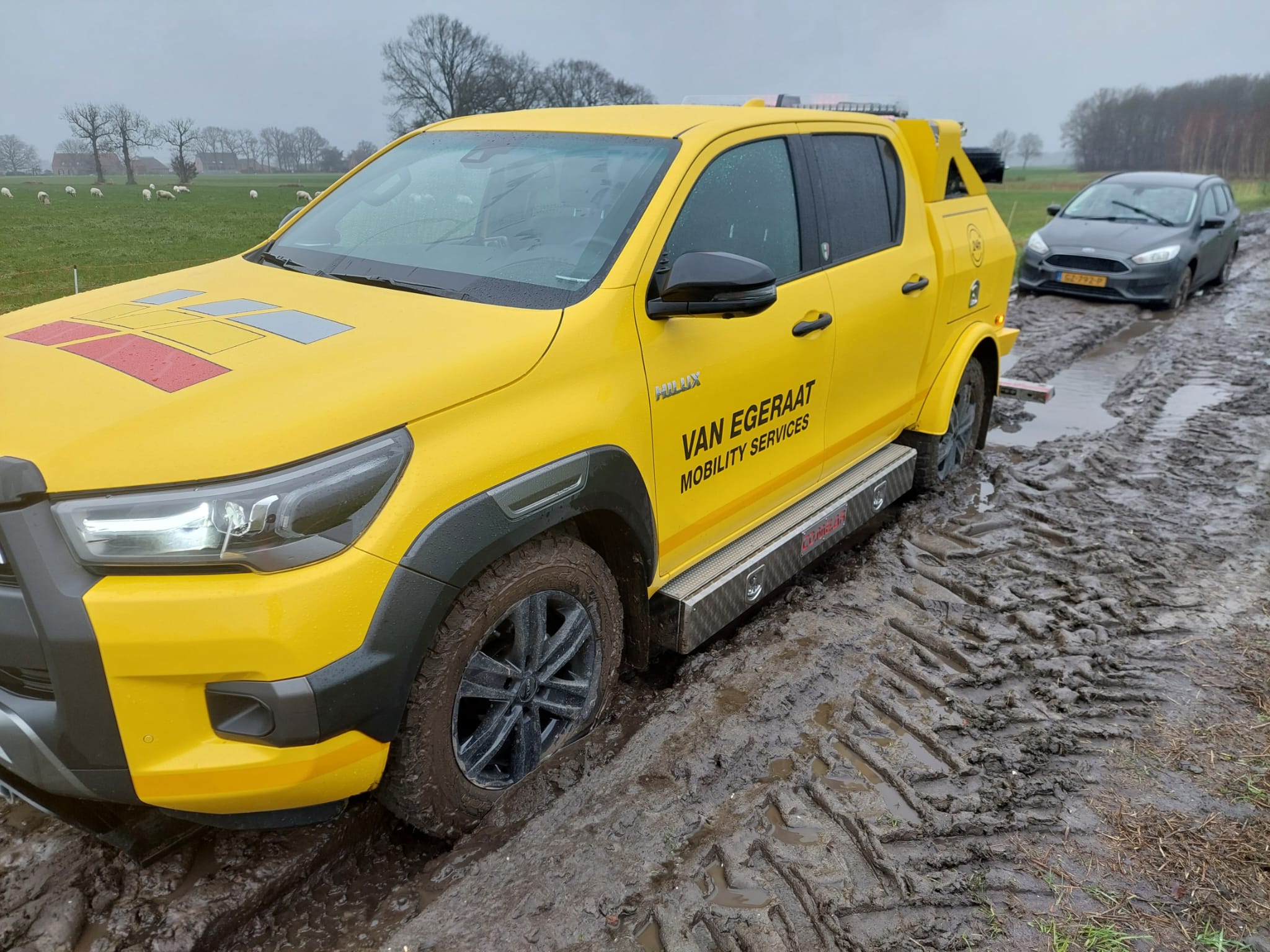 Nieuw in ons wagenpark: Toyota HiLux 4WD